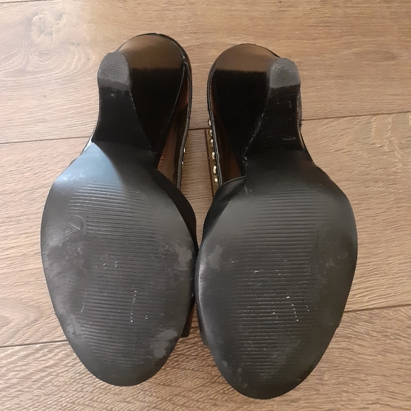 Carlos Santana Heels - Picture 5 of 5